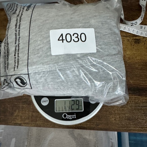 Sweaty Betty Gray Long Sleeve Crew Sweatshirt Top Split side Small - Picture 13 of 13